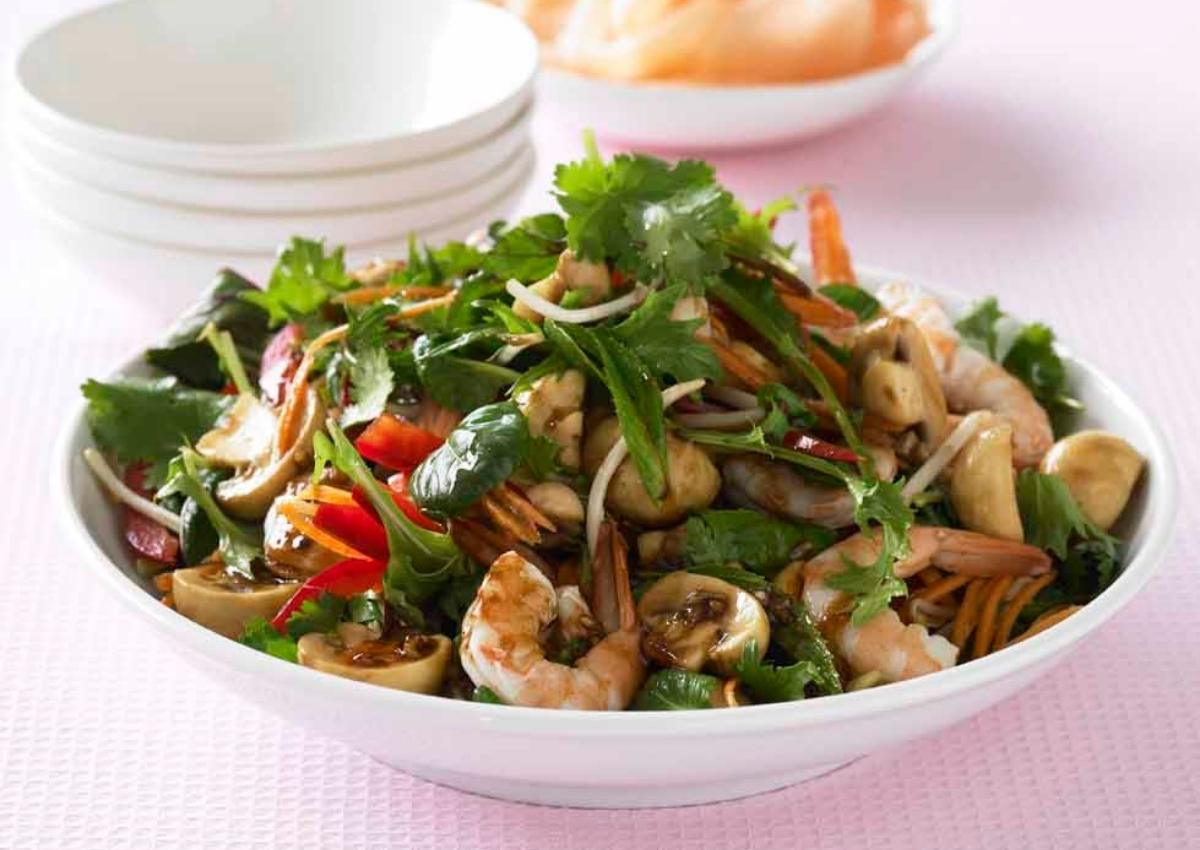 Asian style prawn and mushroom salad